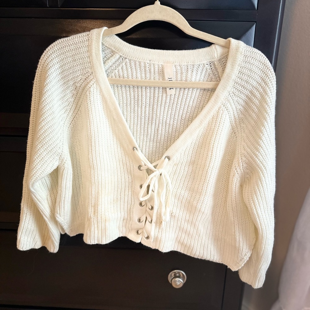 Cropped white sweater